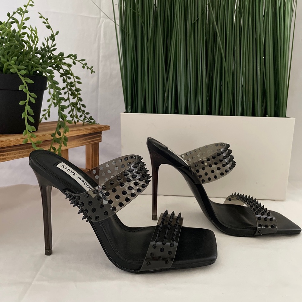 Steve Madden Black Spike Heels Size 7.